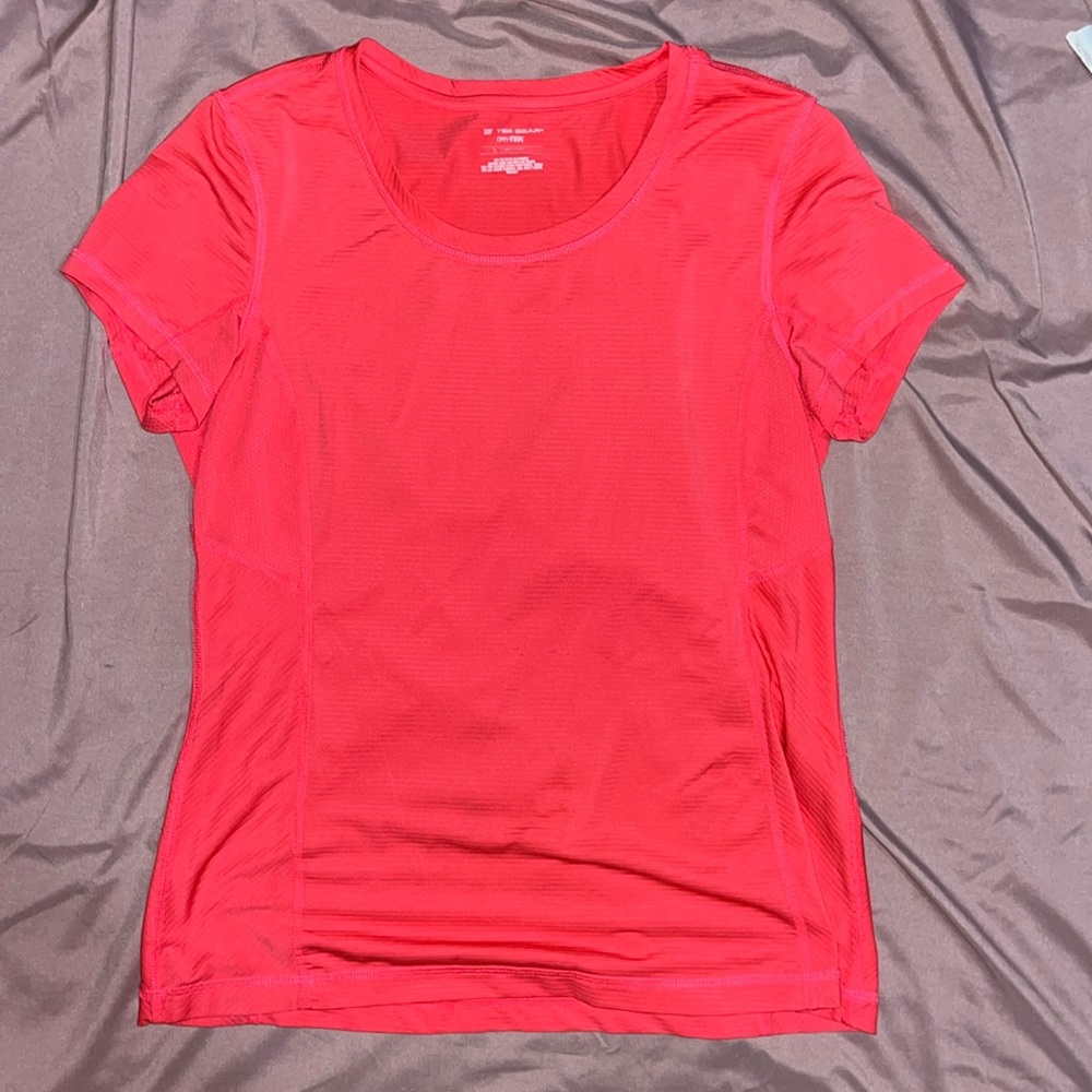 Tek Gear Athletic shirt